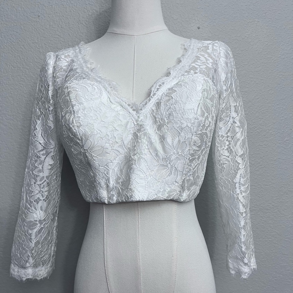 Lace crop top